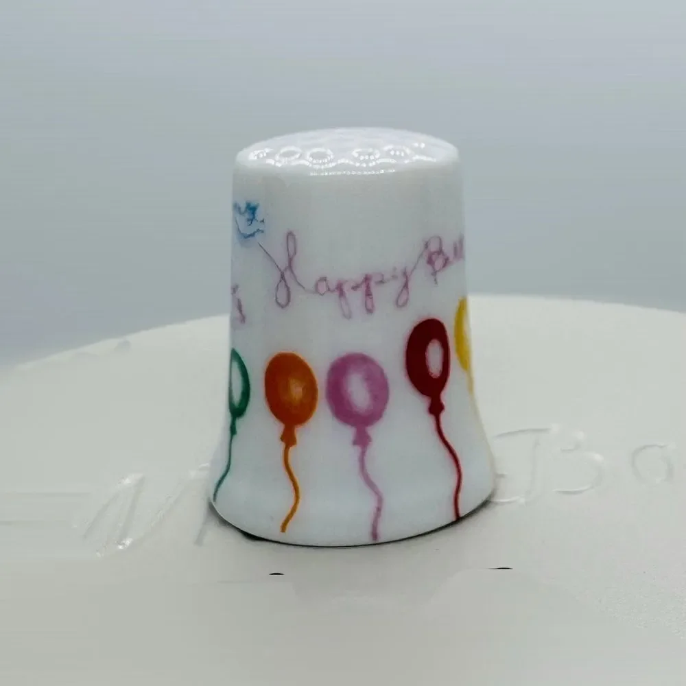 Vintage Made in Japan Birthday Balloon Ceramic Thimble – Excellent Condition